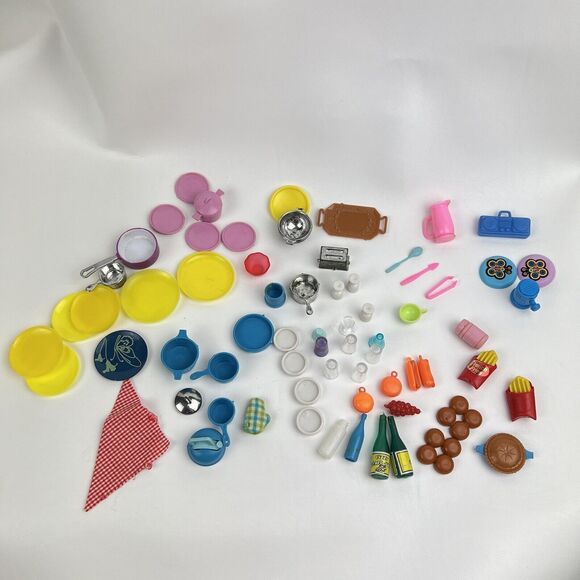 Fashion Doll Accessories Some Barbie VTG Plastic Food Kitchen Cookware 50+ Piece - Picture 3 of 9
